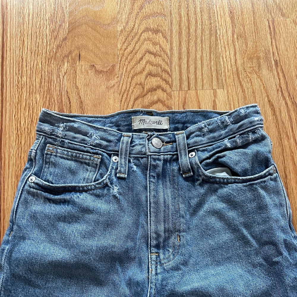 Madewell: The Mom Jean